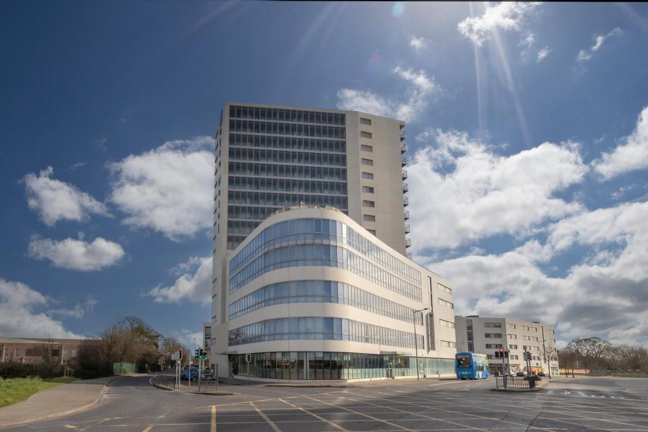 Metro Hotel Dublin Airport Santry Dış mekan fotoğraf