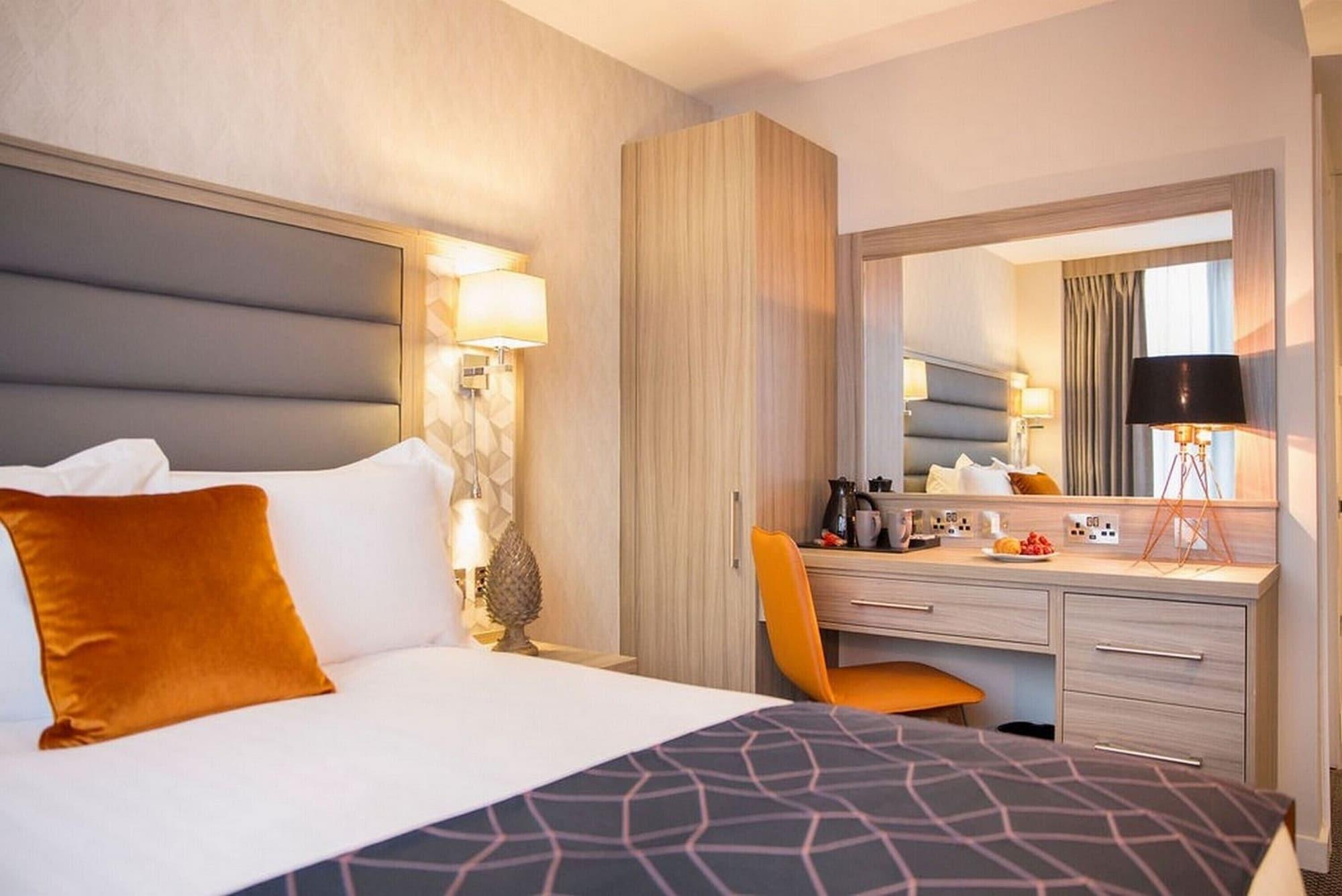 Metro Hotel Dublin Airport Santry Dış mekan fotoğraf