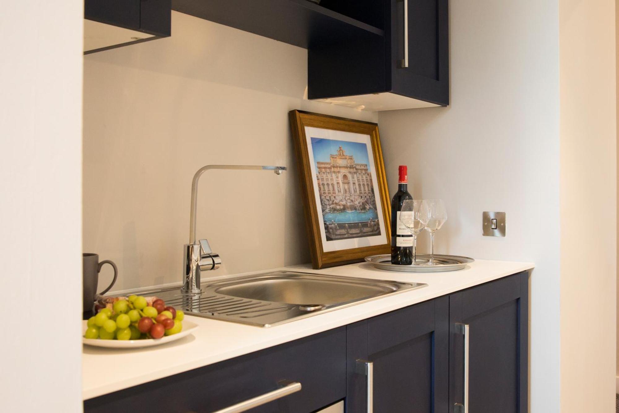 Metro Hotel Dublin Airport Santry Dış mekan fotoğraf