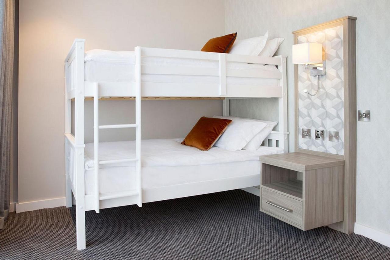 Metro Hotel Dublin Airport Santry Dış mekan fotoğraf